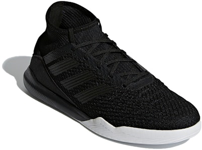 adidas Predator Tango 18.3 TR Kasut Hitam DB2304 Lookbook adidas Predator Tango 18.3 TR Kasut Hitam DB2304