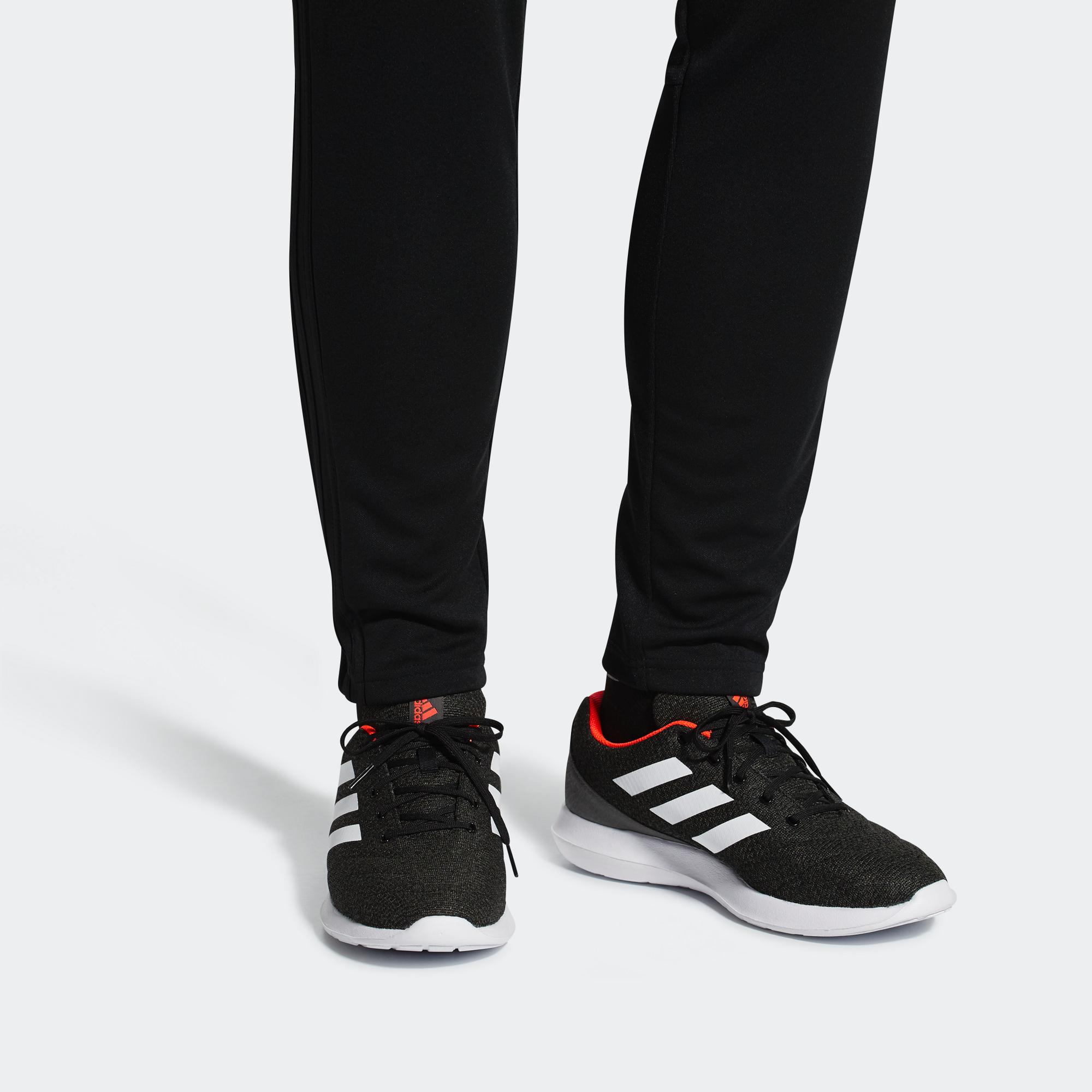 Sizing adidas Predator Tango 18.4 Tr 黑橘色