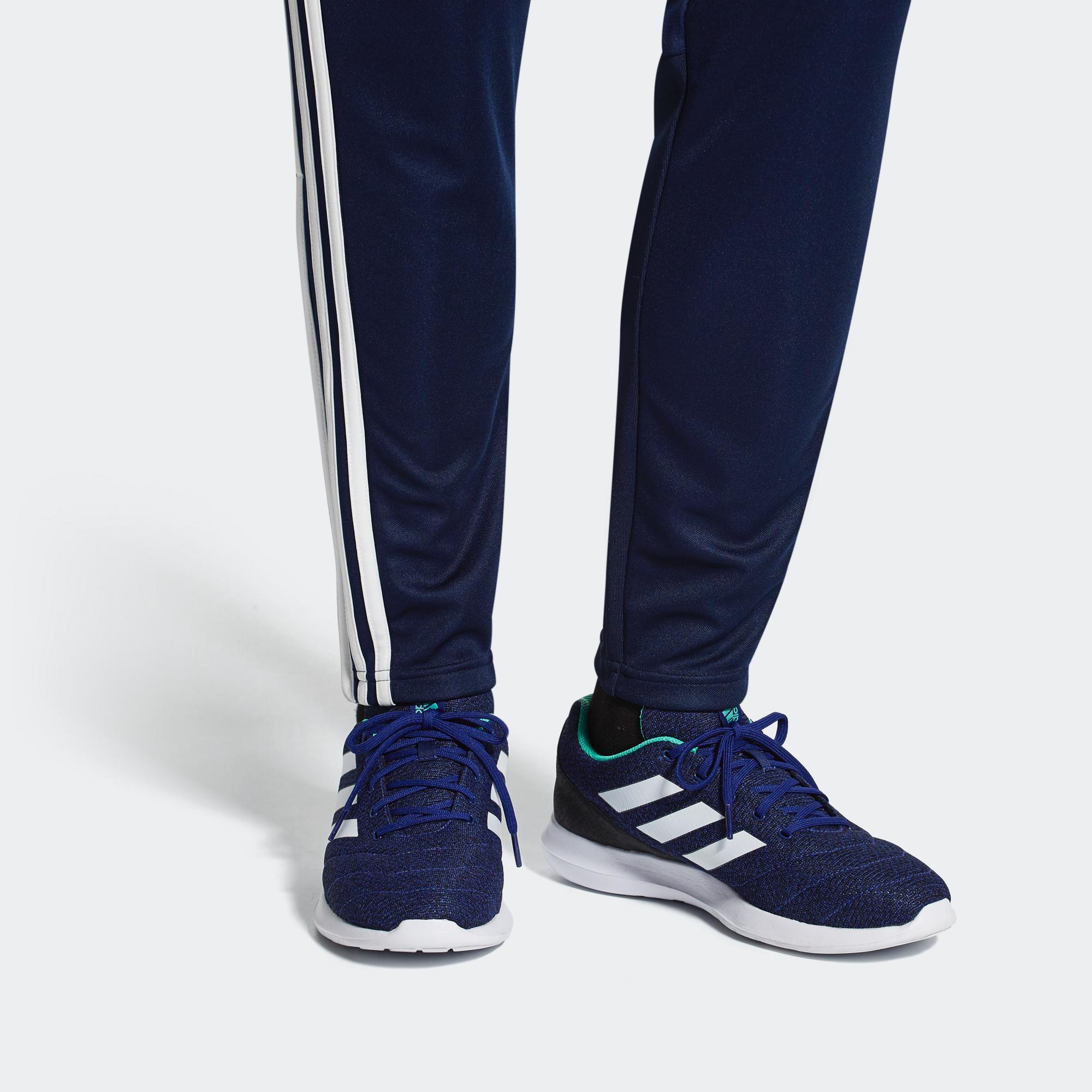 Sizing adidas Predator Tango 18.4 Tr 耐磨抗滑足球鞋 靛藍色