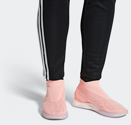 adidas PREDATOR TANGO 粉色足球鞋 Purchase adidas PREDATOR TANGO 粉色足球鞋