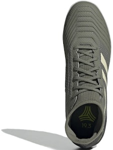 adidas Predator 防滑耐磨 足球鞋 男款 綠色 Shop adidas Predator 防滑耐磨 足球鞋 男款 綠色