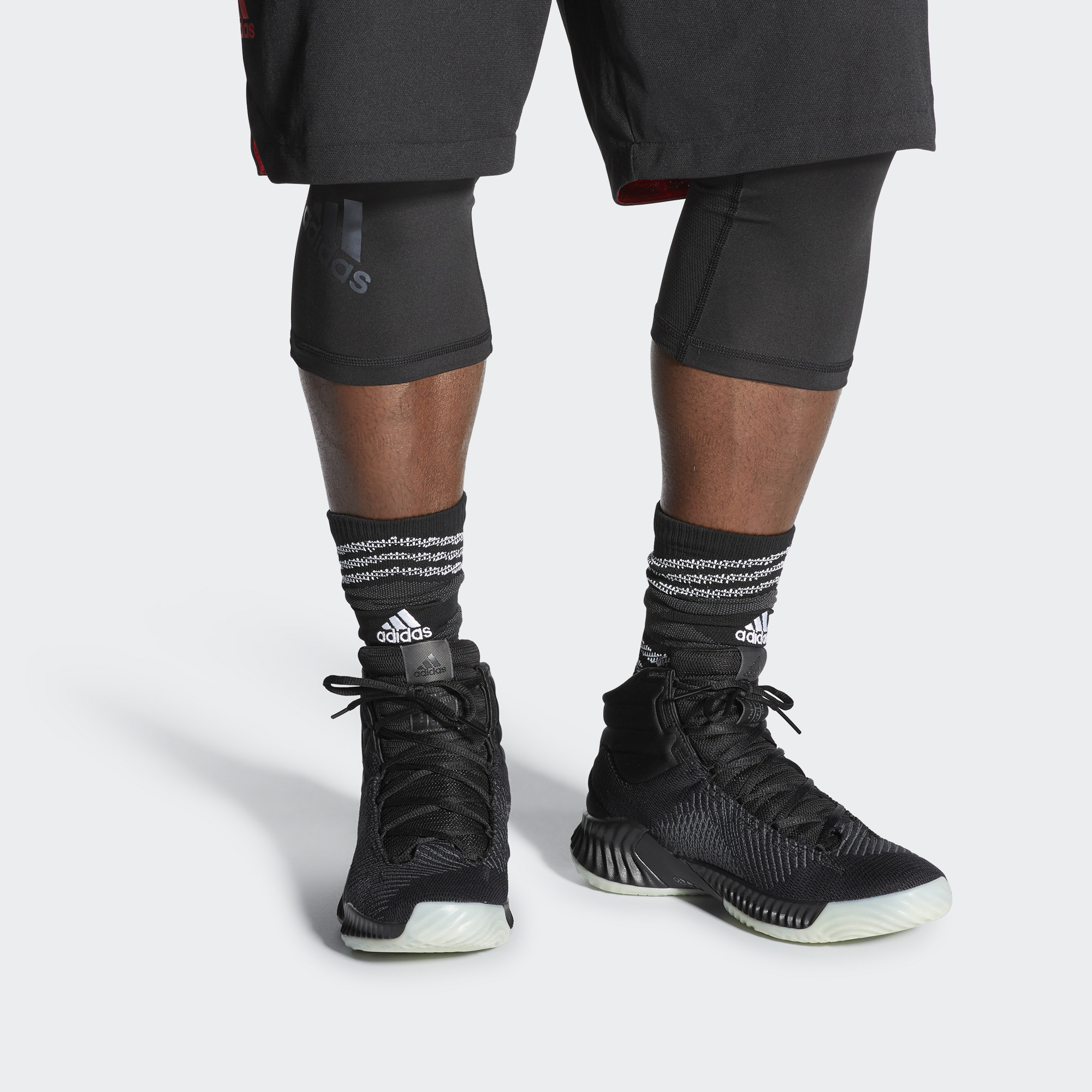 Sizing adidas Pro Bounce 2018 ''Zwart Nacht Metallic'' B41861