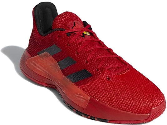 阿迪达斯 Pro Bounce Low 2019 '猩红' 篮球鞋 BB9283 Lookbook 阿迪达斯 Pro Bounce Low 2019 '猩红' 篮球鞋 BB9283