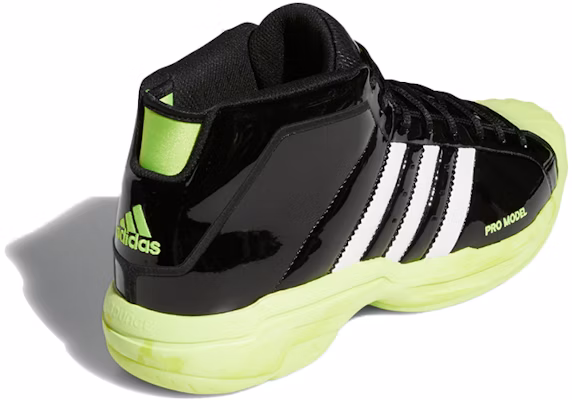adidas PRO Model 2G 中筒籃球鞋 男款 黑白黃 Lookbook adidas PRO Model 2G 中筒籃球鞋 男款 黑白黃
