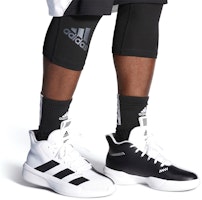 adidas Pro Next Gca 皮質 防滑耐磨 中筒 籃球鞋 男款 白黑 2019年版 Sizing adidas Pro Next Gca 皮質 防滑耐磨 中筒 籃球鞋 男款 白黑 2019年版