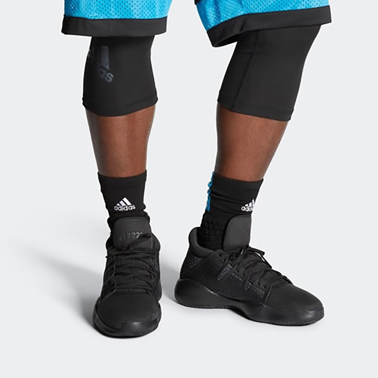 Sizing 阿迪达斯 Pro Vision '黑色' 运动鞋 BB9303