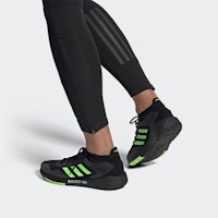 adidas Pulseboost HD Hitam/Hijau EG9972 Sizing adidas Pulseboost HD Hitam/Hijau EG9972