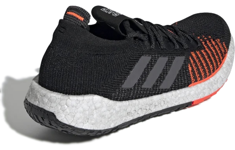 Lookbook 阿迪達斯 Pulseboost HD 黑橘
