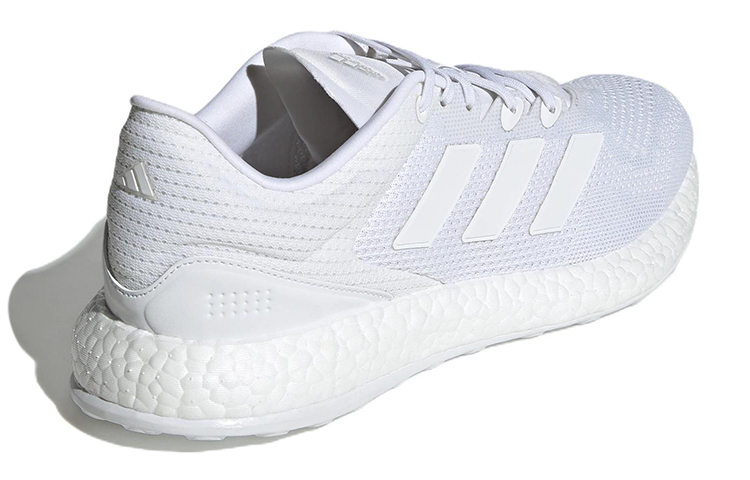 Shop adidas Pure Boost Q2 透氣 低筒 跑步鞋 男女款 白色 舒適