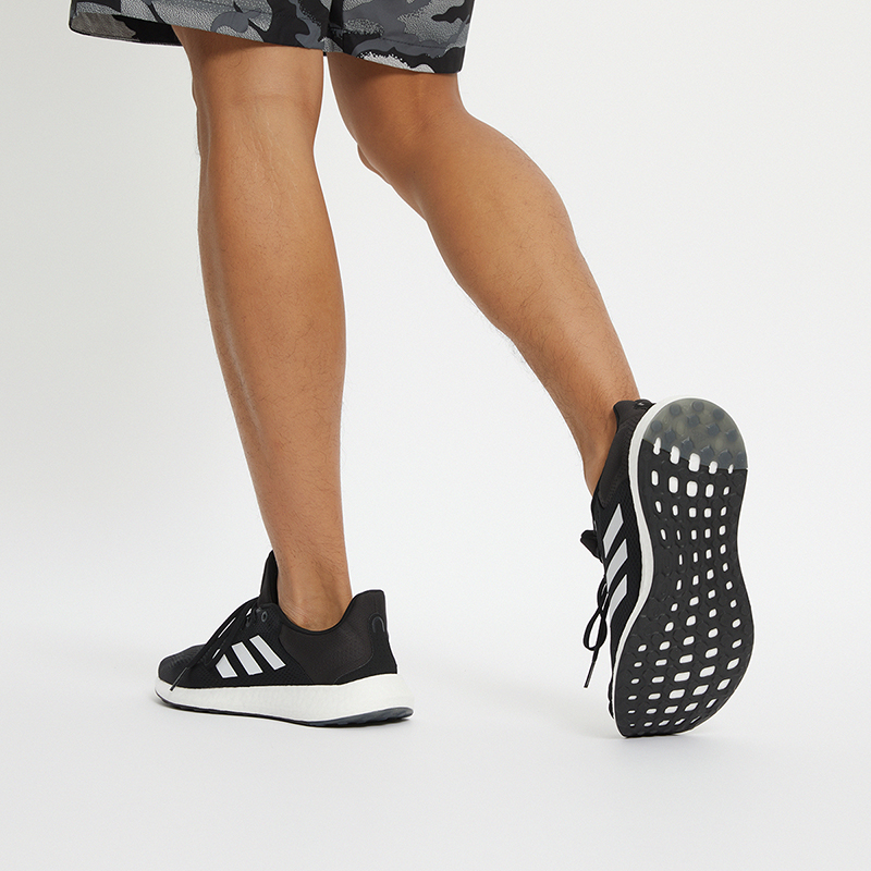 Cheap adidas Pure Boost 21 低筒 跑步鞋 男女款 黑白
