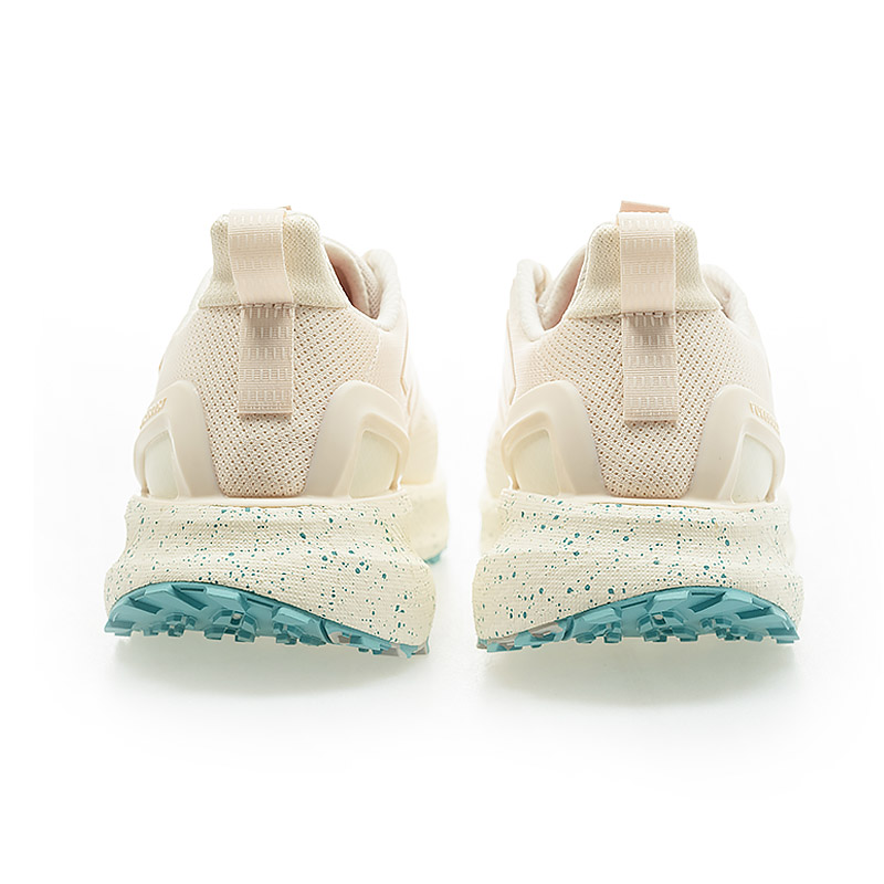 Lookbook 아디다스 퓨어부스트 5 클라이마웜 러닝화 JR2576