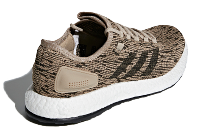 Shop 愛迪達 Pureboost 棕灰色