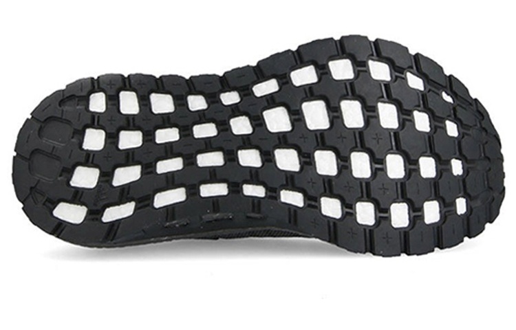 Purchase adidas Pureboost ATR Oreo 低筒跑步鞋 男女皆宜 黑灰