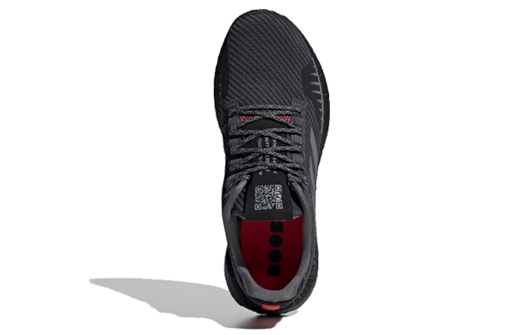 Shop adidas PureBoost HD Musim Dingin 'Abu-Abu Merah Kejutan' EH2668