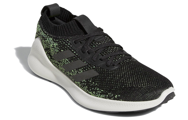 Lookbook ピュアバウンス+ ブラック/トレースグレー F36686