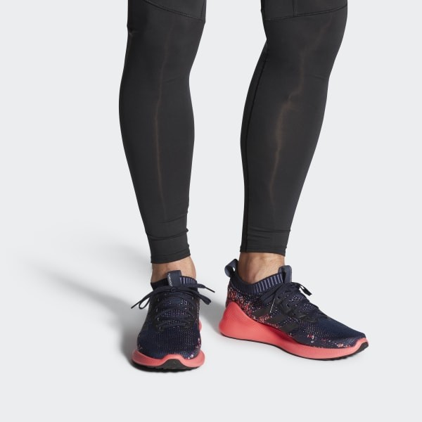 Sizing ピュアバウンス+ "レジェンドインク/ショックレッド" F36687