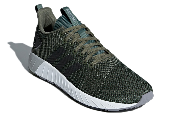 Lookbook アディダス クエスター BYD ベースグリーン B44813