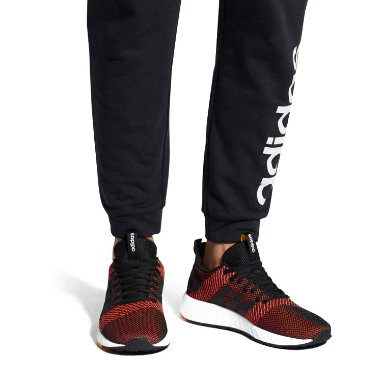 Sizing 阿迪达斯 Questar BYD '太阳红' DB1544