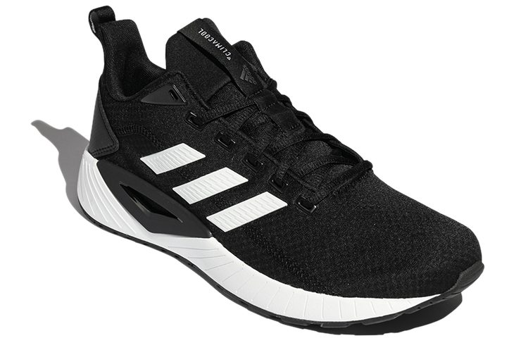 Lookbook adidas Questar Climacool Zwart/Wit GY3352