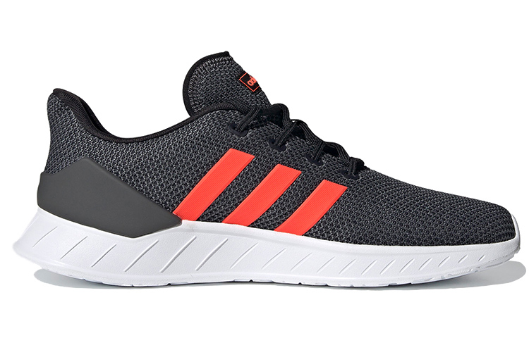 Order adidas Questar Flow Nxt ''Zwart Solar Rood'' FY9562