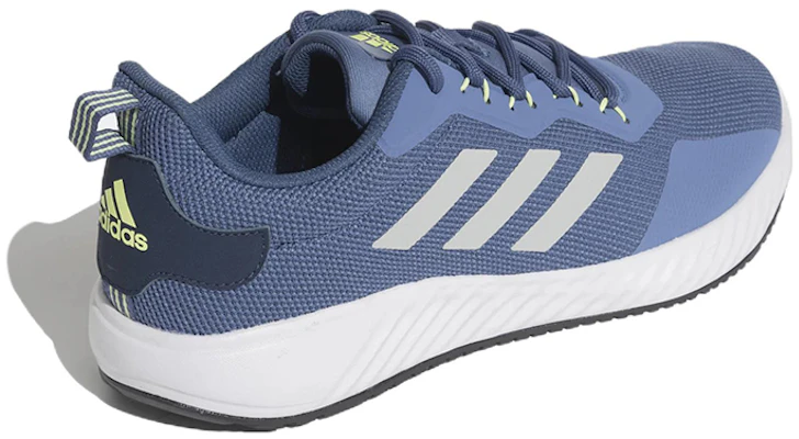 adidas 快流 耐磨透氣跑步鞋 淺藍色 Shop adidas 快流 耐磨透氣跑步鞋 淺藍色