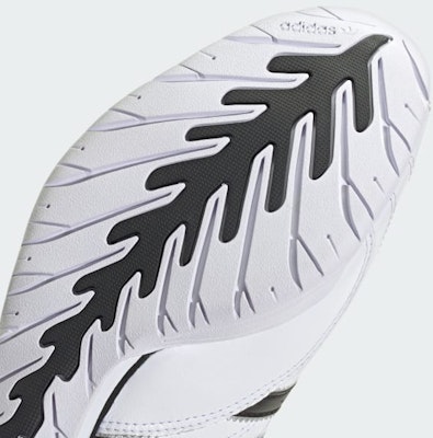 Adidas Racer Rendah JH8732 1