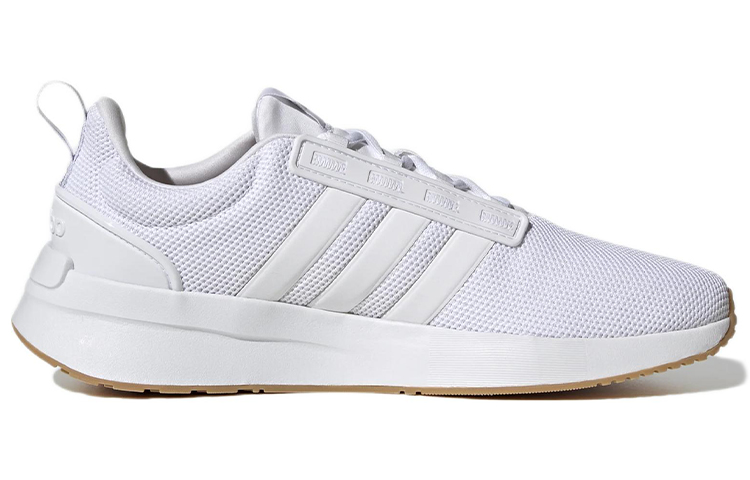 Lookbook adidas Racer TR21 ''Weiß Gum'' GX4208