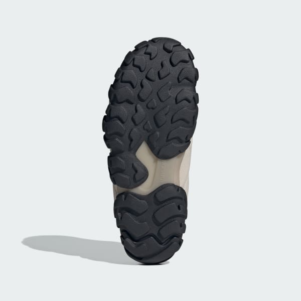 Lookbook アディダス ラッドランダー モック スニーカー ワンダーベージュ/パンテーン IF9462