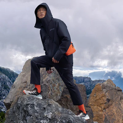 adidas RAIN RDY Waterproof Windproof Outdoor Hiking Jacket Black IL8910 Details for adidas RAIN RDY Waterproof Windproof Outdoor Hiking Jacket Black IL8910