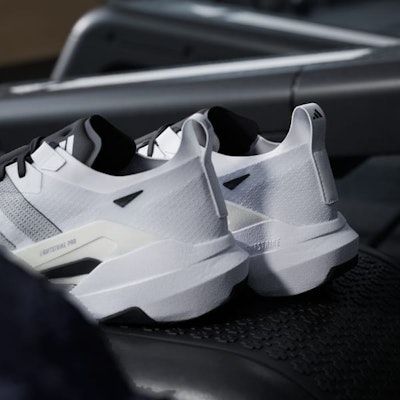 阿迪达斯Rapidmove Pro训练鞋 云白/核心黑/云白 KK3475 2