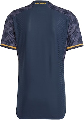 阿迪達斯 皇家馬德里 23/24 客場球員版海軍藍條紋足球衣 IA5138 Lookbook 阿迪達斯 皇家馬德里 23/24 客場球員版海軍藍條紋足球衣 IA5138
