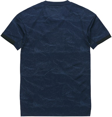 Adidas 皇家馬德里客場球迷球衣條紋上衣深藍色 FJ3151 Lookbook Adidas 皇家馬德里客場球迷球衣條紋上衣深藍色 FJ3151