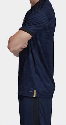 Adidas 皇家馬德里客場球迷球衣條紋上衣深藍色 FJ3151 Details for Adidas 皇家馬德里客場球迷球衣條紋上衣深藍色 FJ3151