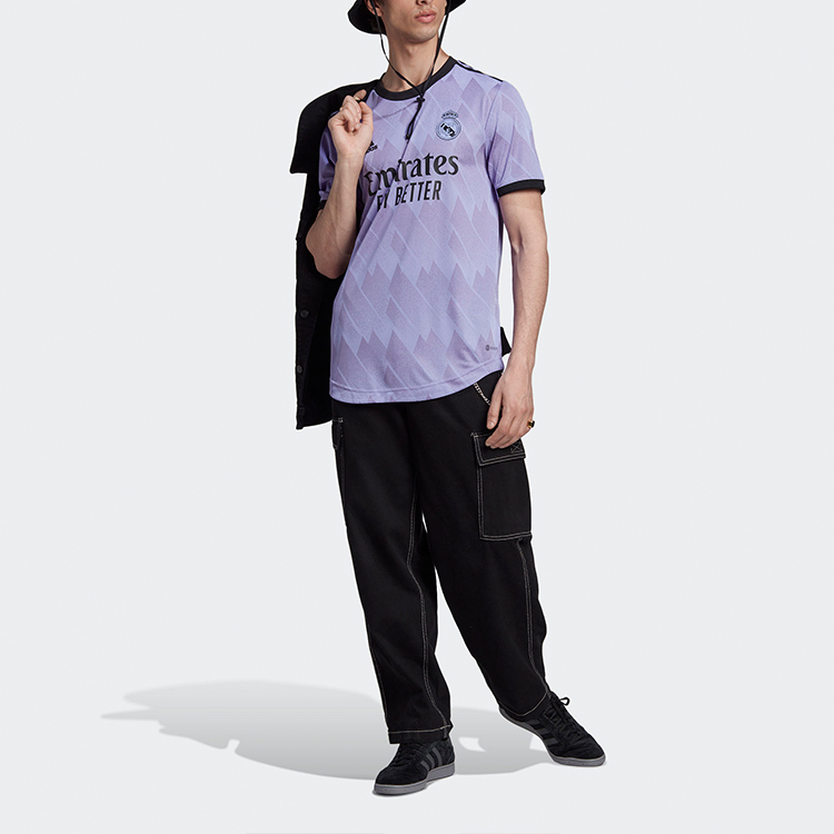Shop adidas 皇家馬德里紫色客場球衣玩家版短袖T恤。 H18492