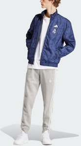 adidas 皇家馬德里復古雙面外套 - 傳奇墨藍 IQ0549 Shop adidas 皇家馬德里復古雙面外套 - 傳奇墨藍 IQ0549