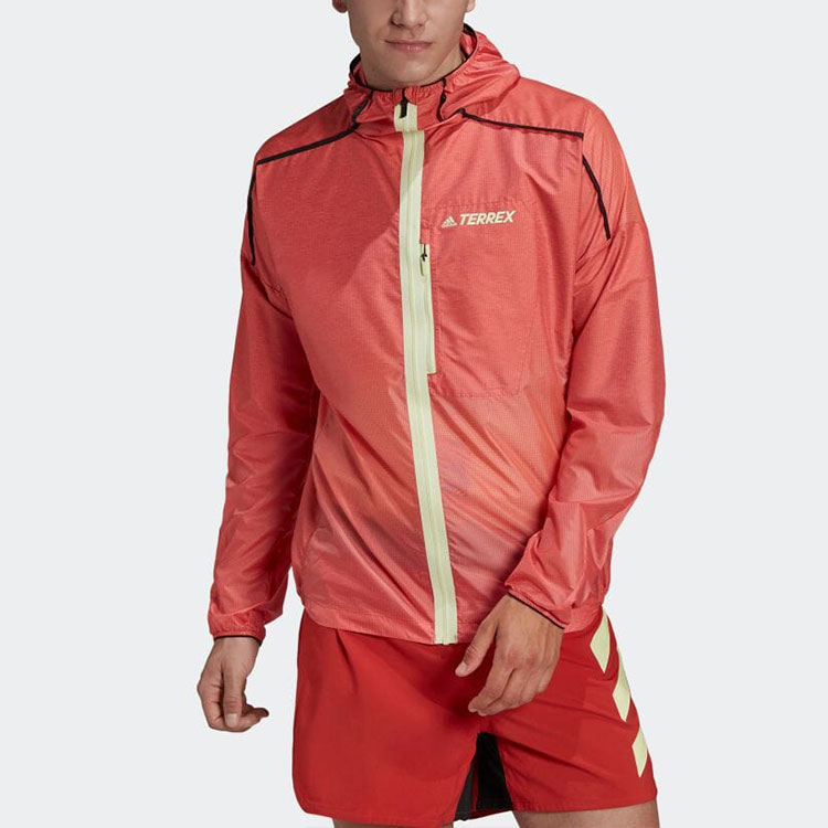 Lookbook 阿迪达斯反光防风连帽多口袋夹克 琥珀色 H11744