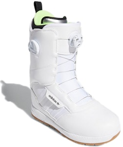 Bota adidas Response 3MC ADV 'Blanco Gum' EG9390 Lookbook Bota adidas Response 3MC ADV 'Blanco Gum' EG9390