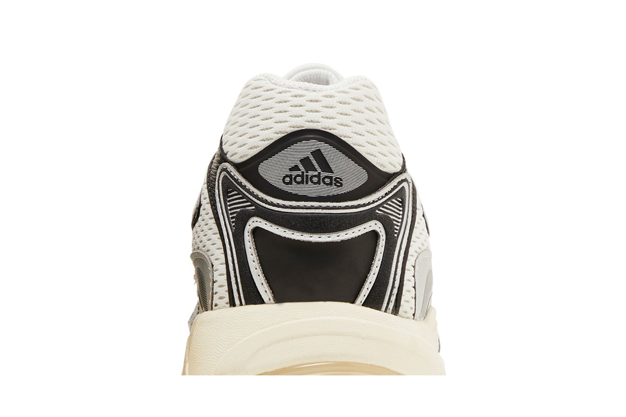 Cheap adidas Response CL ''Bianco Argento Nero'' IG6226