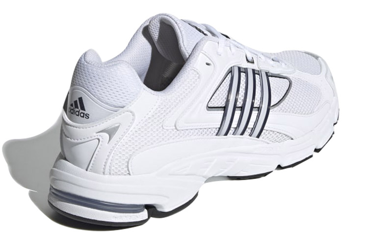 Shop 아디다스 리스폰스 CL 화이트 코어 블랙 (57 characters) FX6166