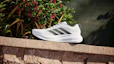 Order adidas Response Pace Kasut Lari Putih/Hitam/Gelap Kelabu Tiga KJ1773