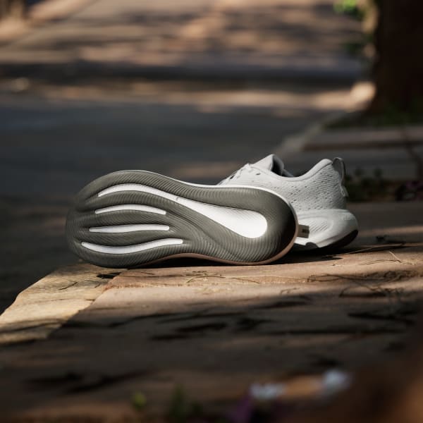 Shop adidas Response Pace Kasut Lari Putih/Hitam/Gelap Kelabu Tiga KJ1773