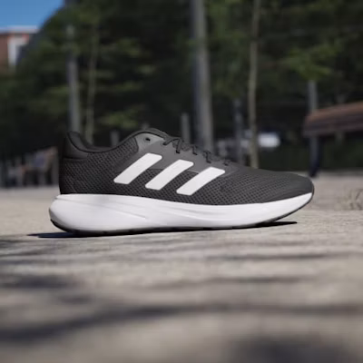 アディダス リスポンス スニーカー コアブラック/クラウドホワイト IH6100 Lookbook アディダス リスポンス スニーカー コアブラック/クラウドホワイト IH6100
