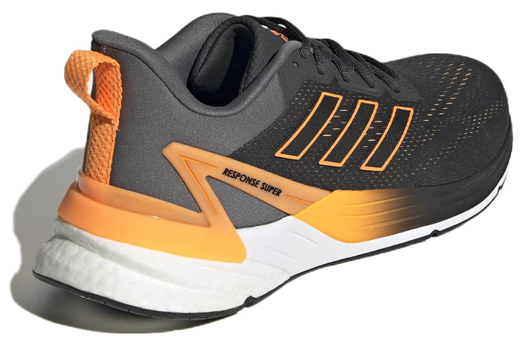 Shop adidas Response Super 2.0 舒適耐磨跑步鞋 黑灰