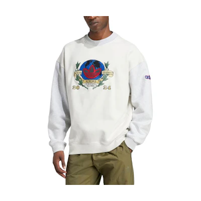 adidas Retro Crewneck Long-Sleeve Sweatshirt White IX6755