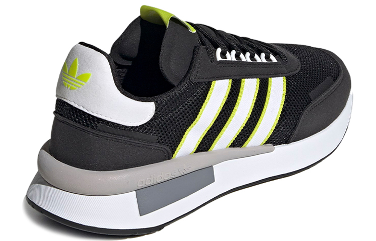 Shop adidas Retroset 'Negro Amarillo Solar' FW4772
