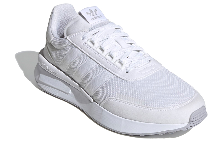 Lookbook adidas Retroset ''Cloud White'' Sneaker FX9085