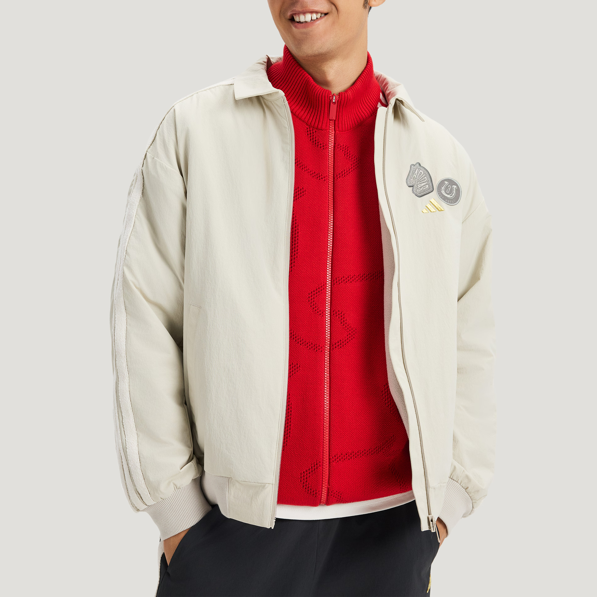 Shop adidas 2023農曆新年限定男款雙面防水外套 KE4058