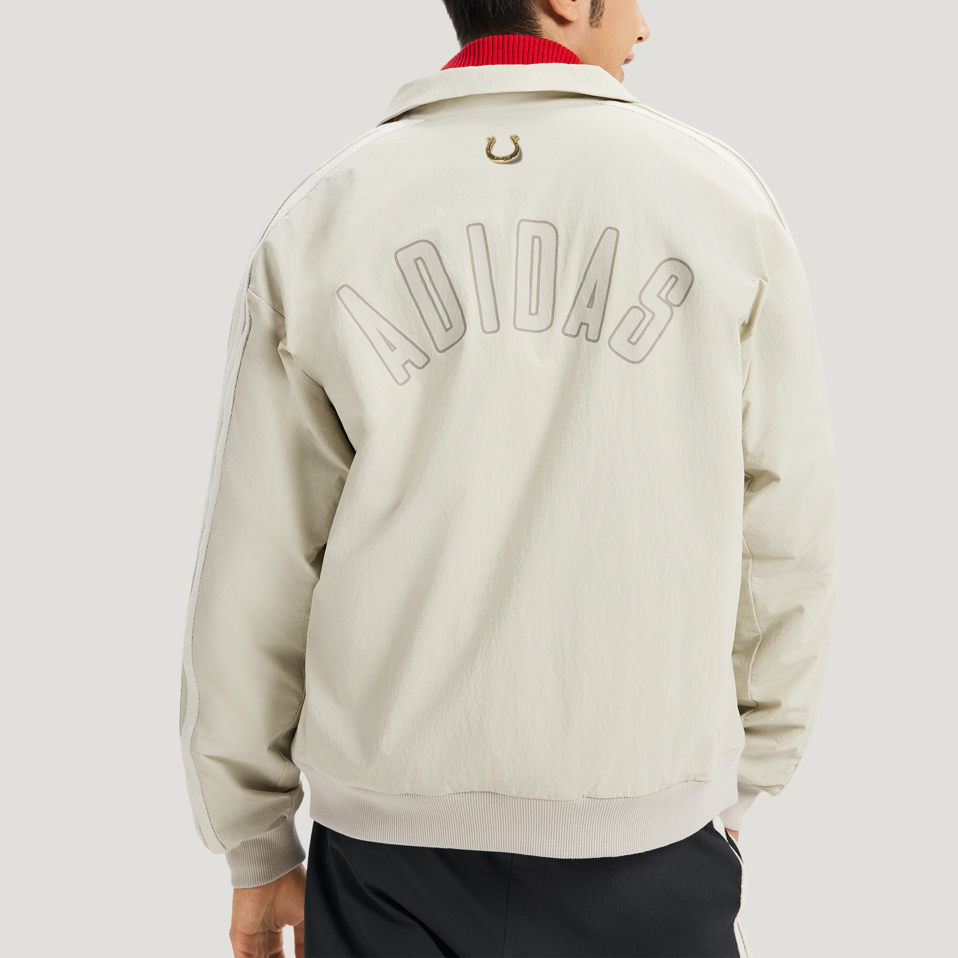 Purchase adidas 2023農曆新年限定男款雙面防水外套 KE4058