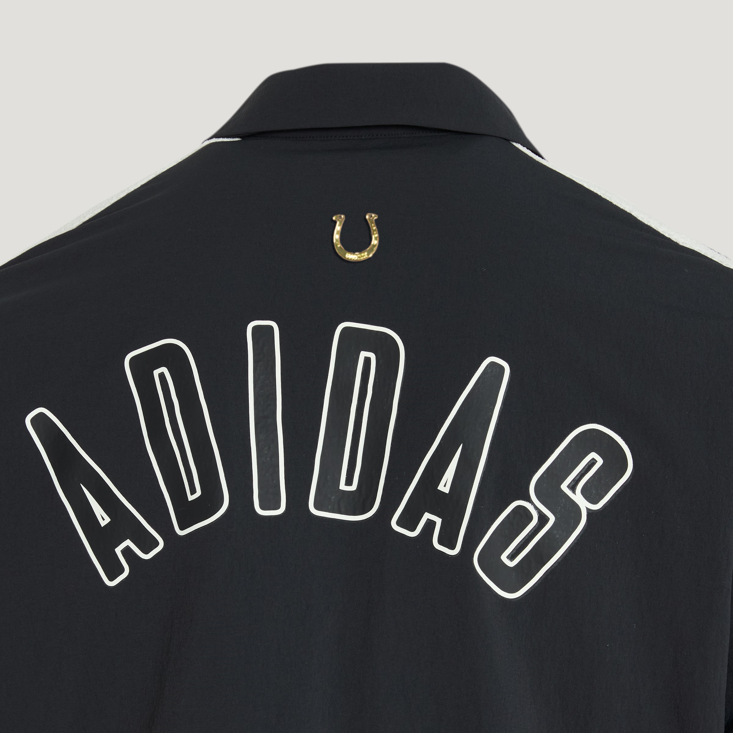 Cheap Chaqueta Reversible adidas Año del Caballo Repelente al Agua Casual CNY. KE4057