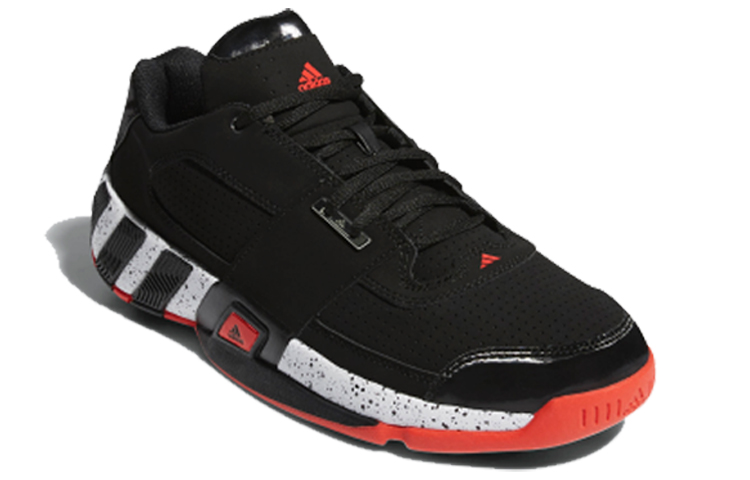 Lookbook adidas Regulat Vintage baskets ''Noir Rouge'' Q33337